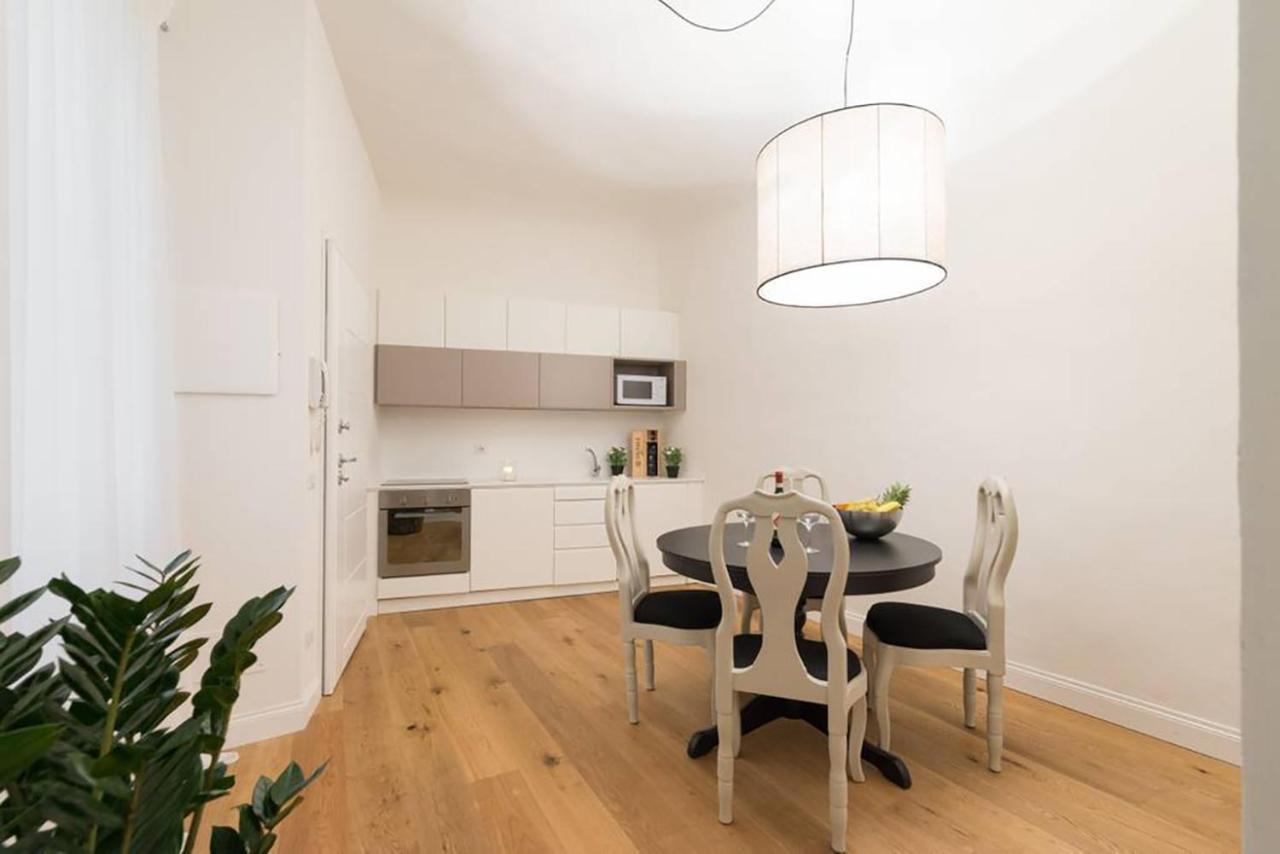 Tg - One Bedroom Luxury Apartment In The Fashion District Флоренция Экстерьер фото